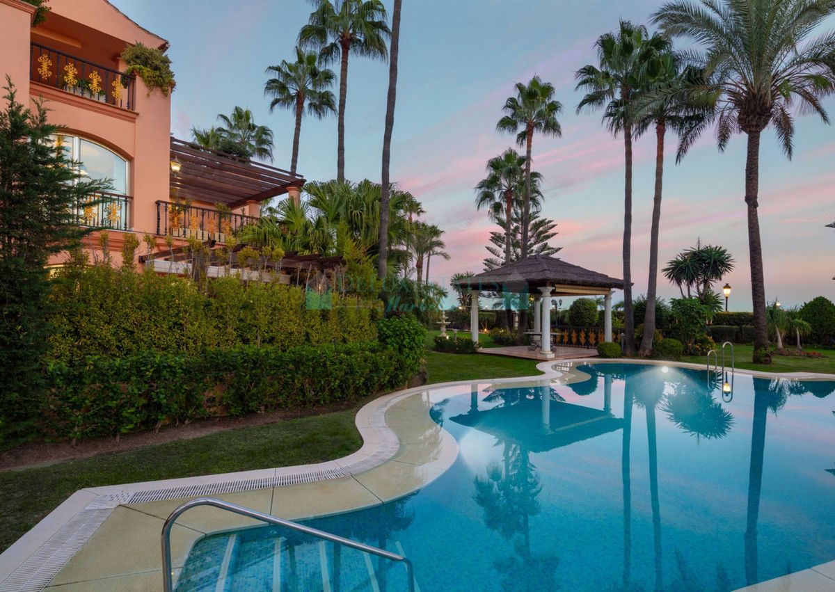 Apartment for rent in Marbella - Puerto Banus