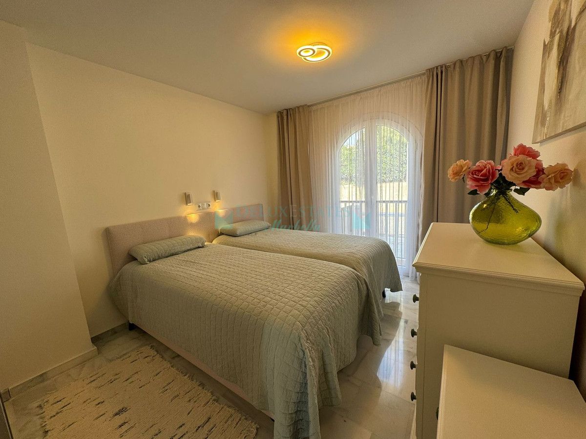 Apartamento en alquiler en Estepona