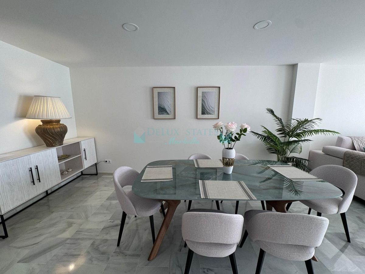 Apartamento en alquiler en Estepona