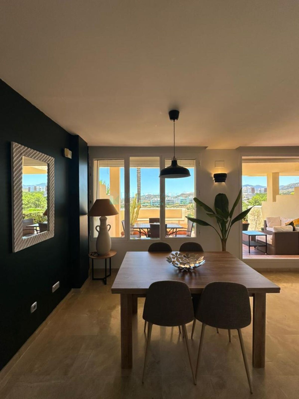 Ground Floor Apartment for rent in Benahavis