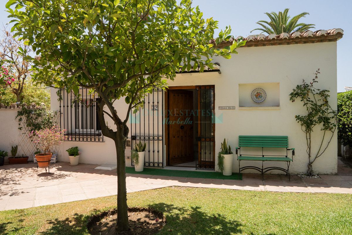 Semi Detached Villa for sale in Estepona