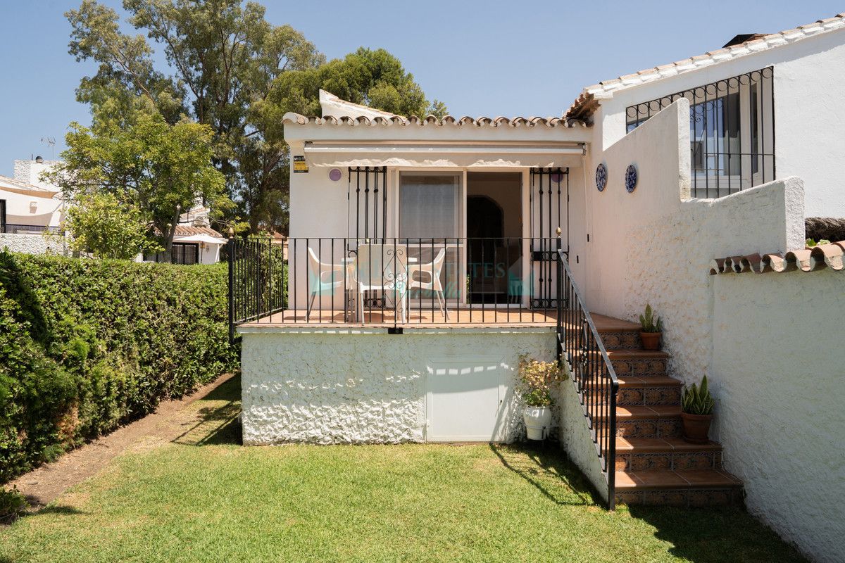 Semi Detached Villa for sale in Estepona