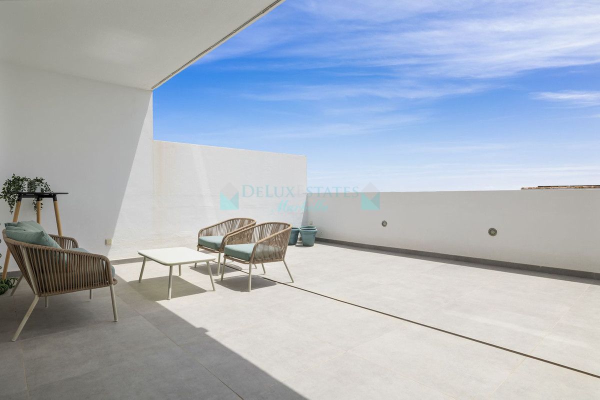 Penthouse for sale in Estepona