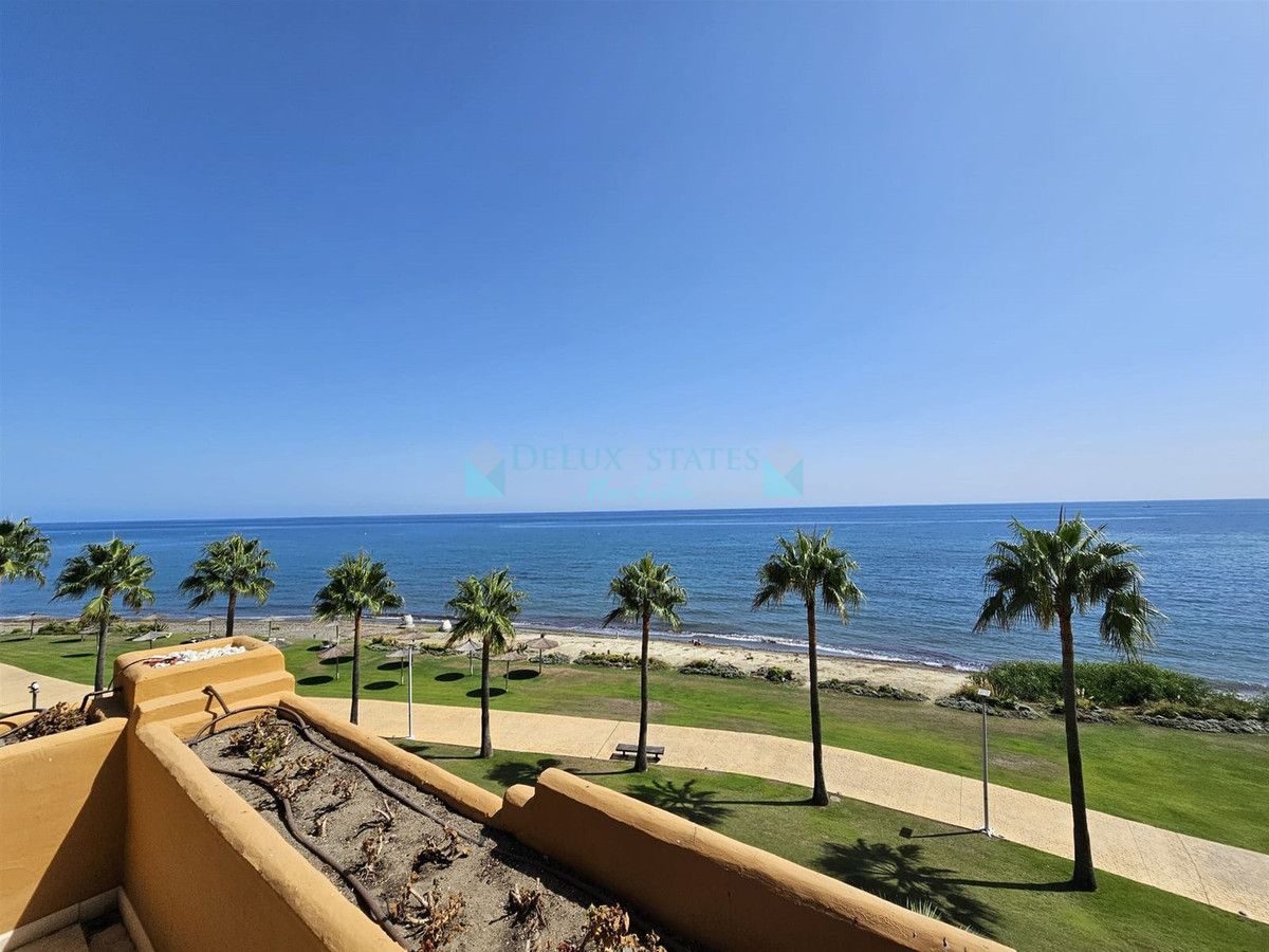 Apartamento en venta en New Golden Mile, Estepona