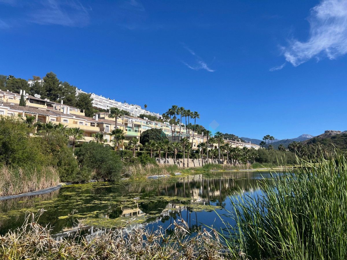 Apartamento en venta en La Quinta, Benahavis