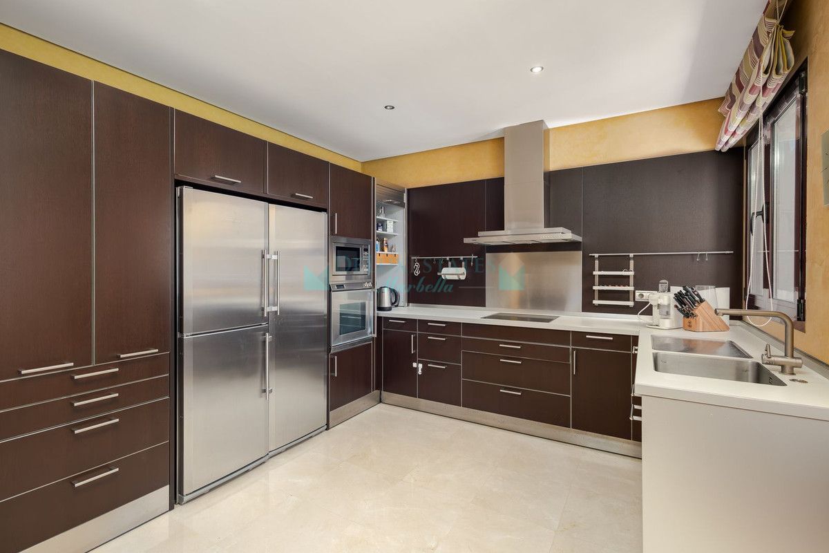 Apartment for rent in Marbella - Puerto Banus