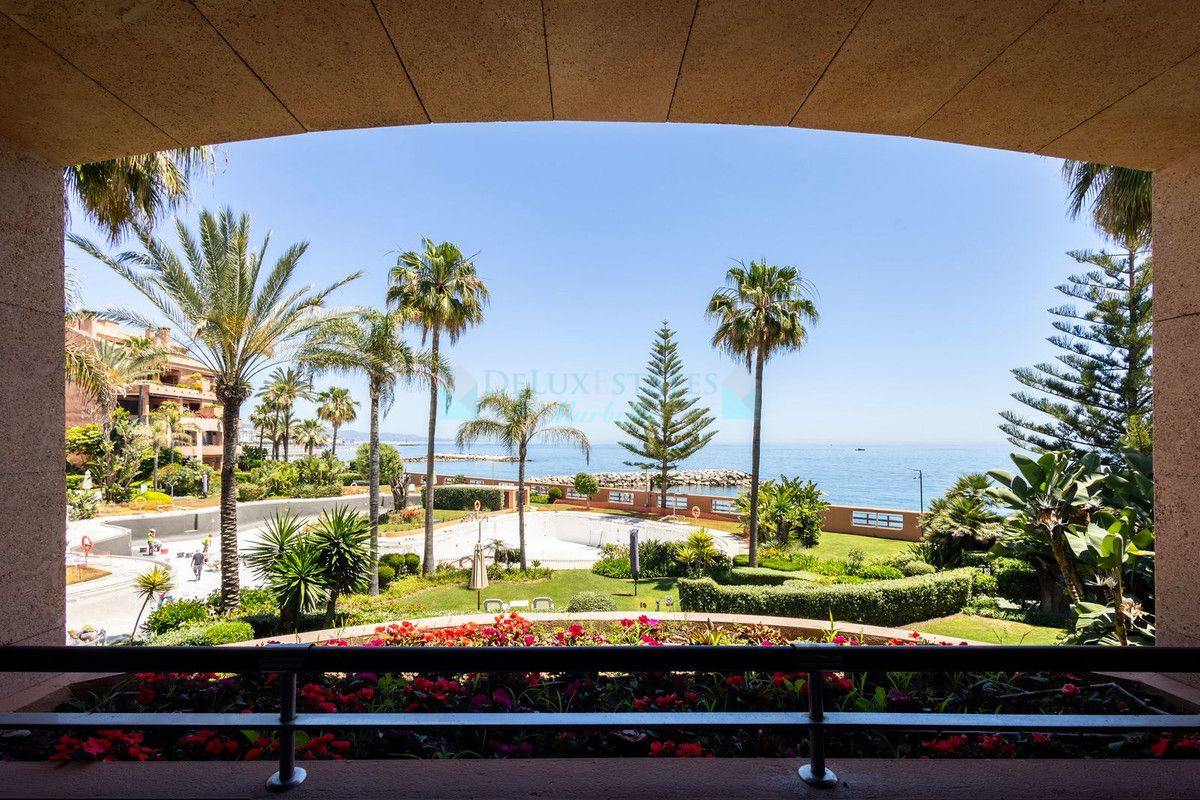 Apartment for rent in Marbella - Puerto Banus