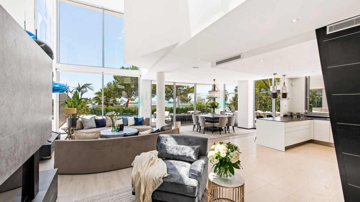 Semi Detached Villa for sale in Sierra Blanca, Marbella Golden Mile