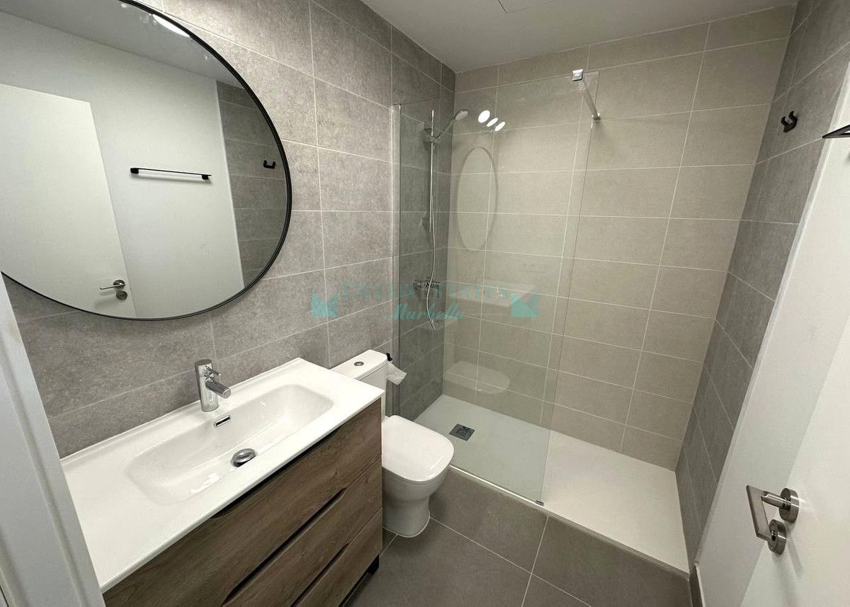 Penthouse for rent in Estepona