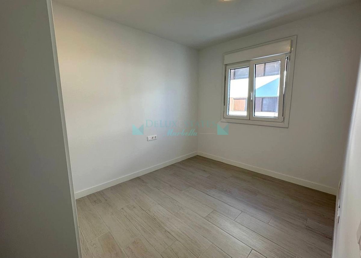 Penthouse for rent in Estepona