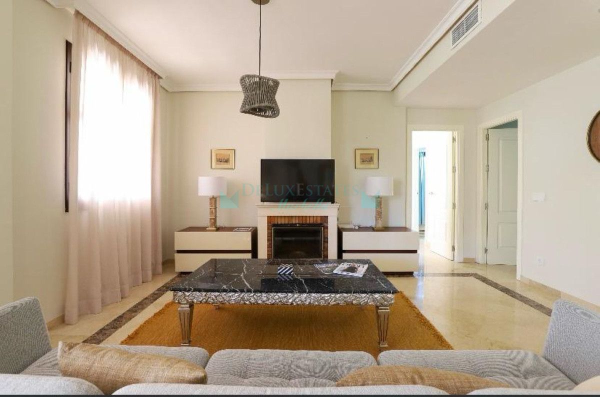 Ground Floor Apartment for sale in Nueva Andalucia