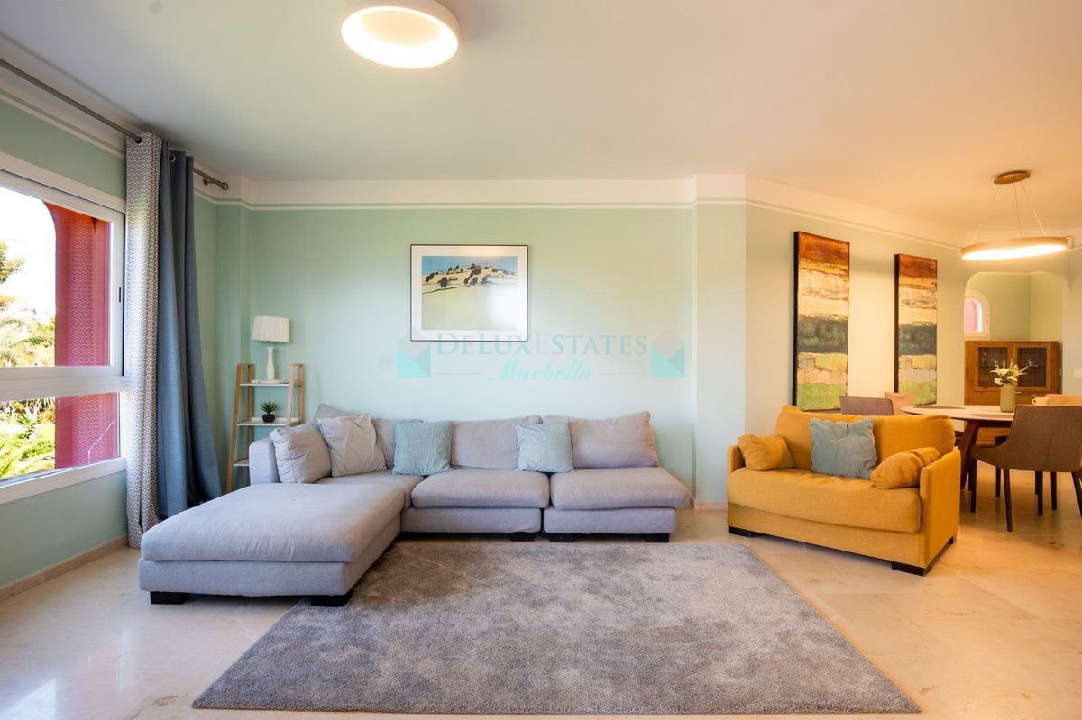 Apartamento en venta en Elviria, Marbella Este