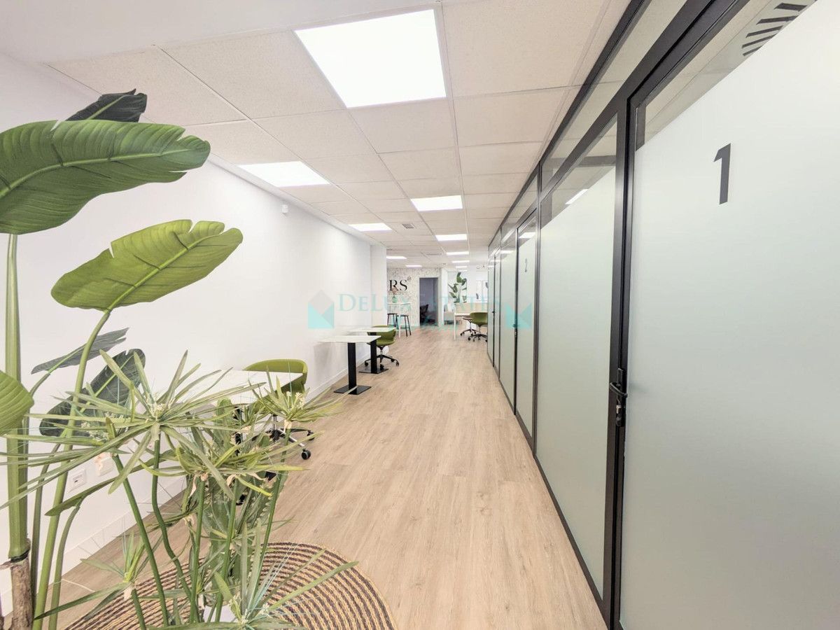 Office for rent in Marbella