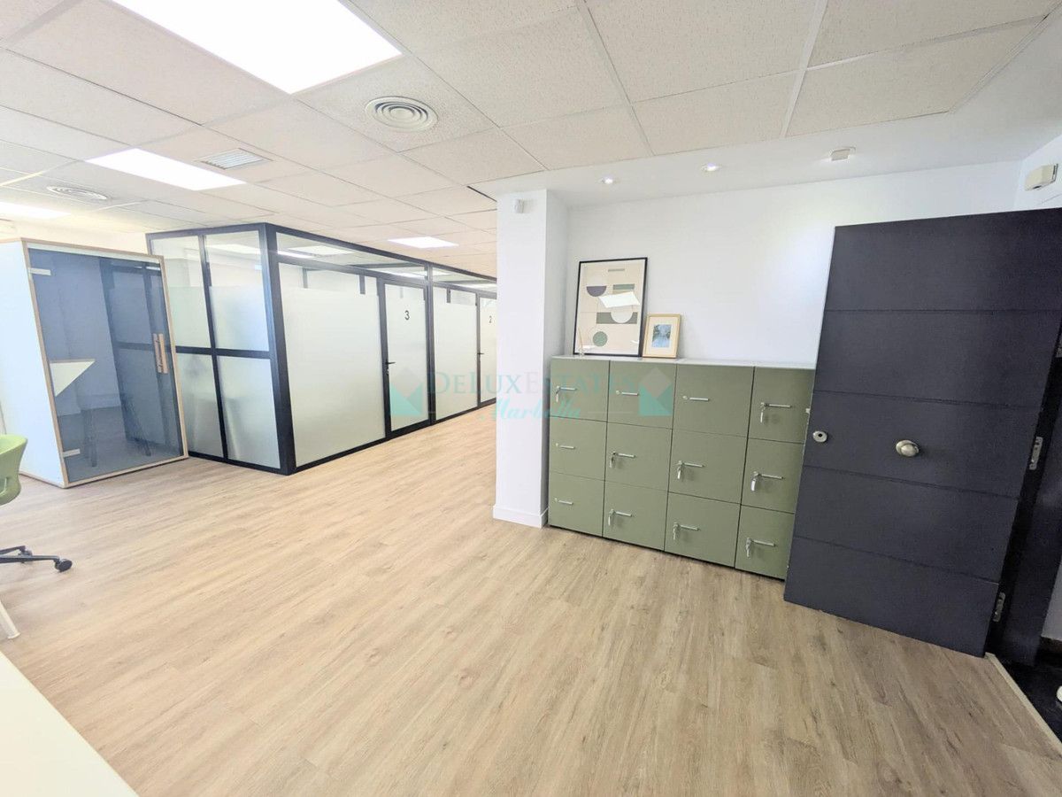 Office for rent in Marbella