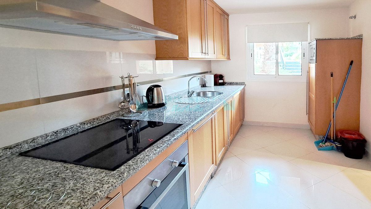 Apartamento en venta en Nueva Andalucia