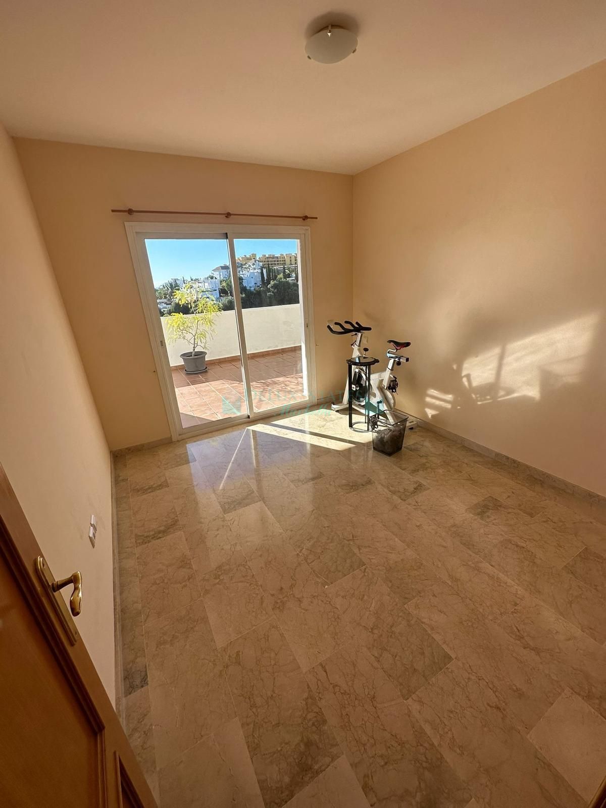 Apartamento en venta en Selwo, Estepona