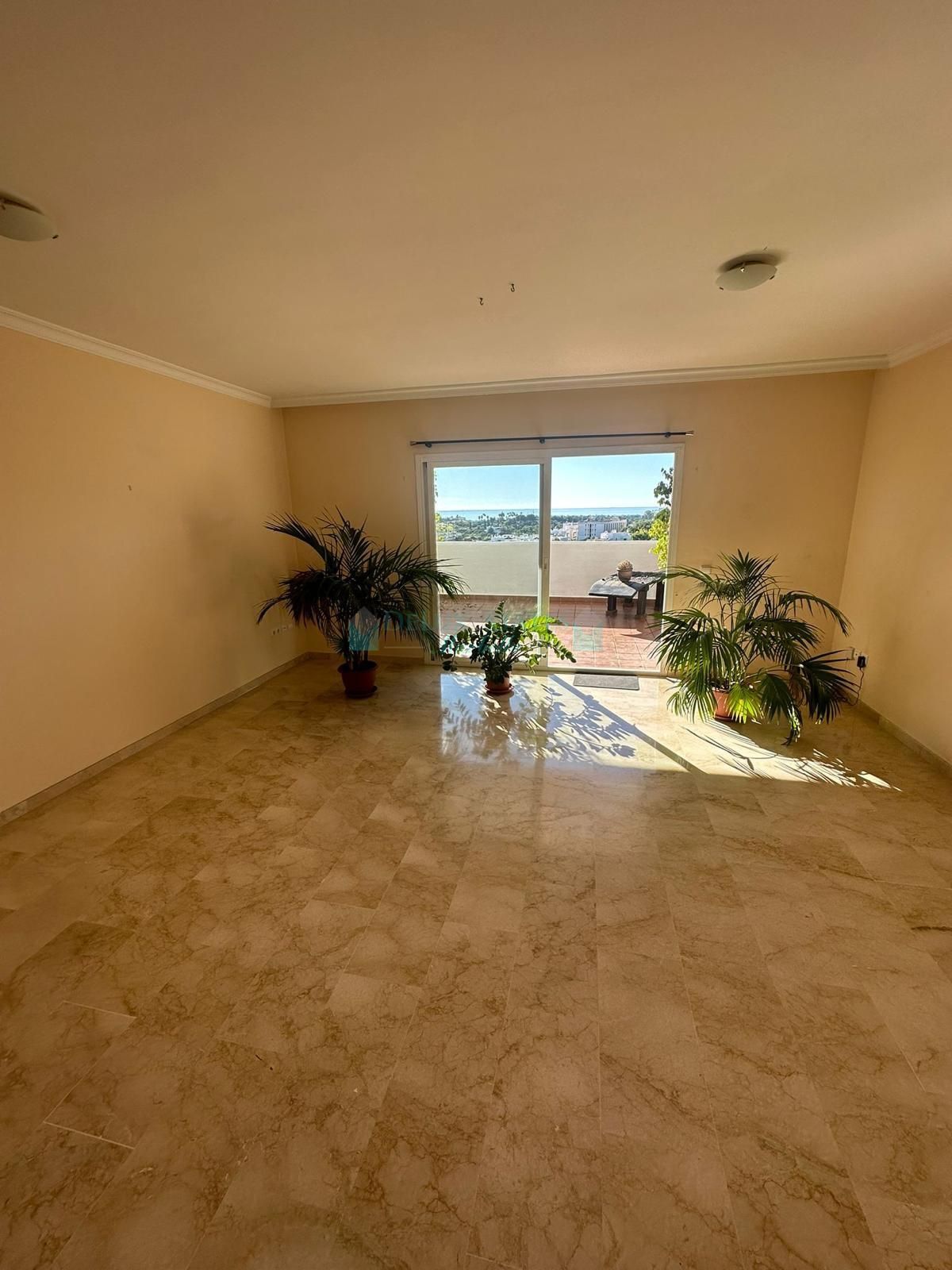 Apartamento en venta en Selwo, Estepona