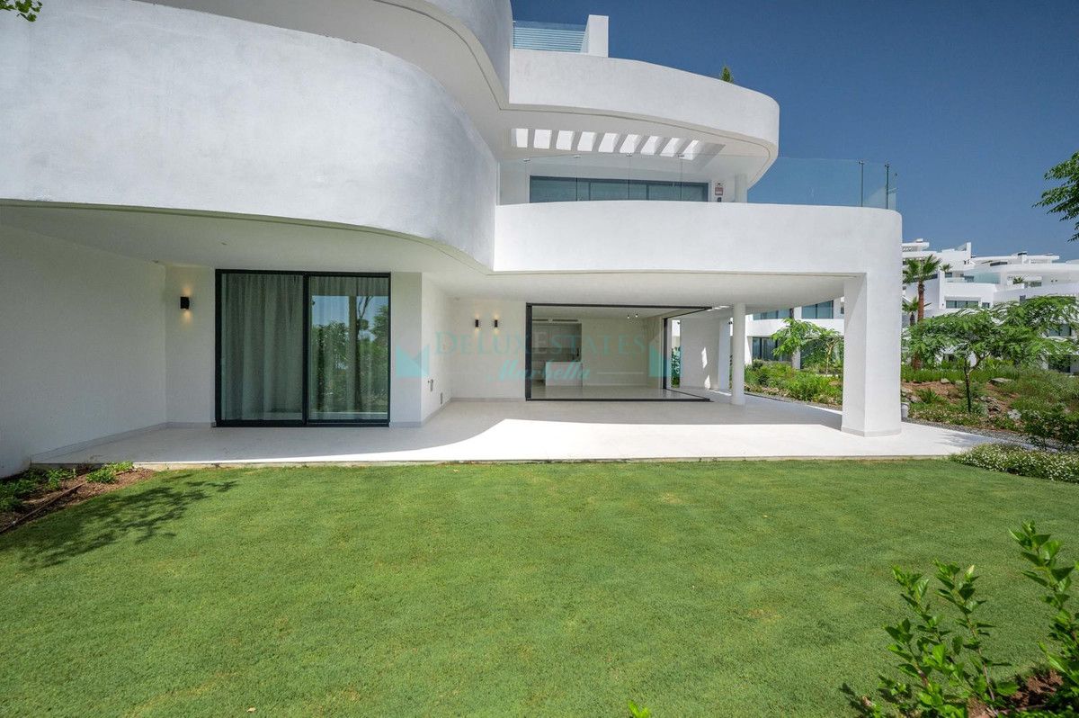 Ground Floor Apartment for rent in Ojen