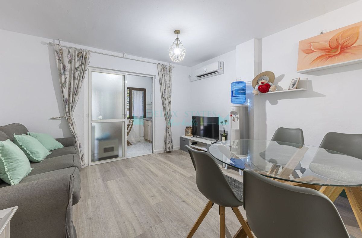 Studio for sale in New Golden Mile, Estepona