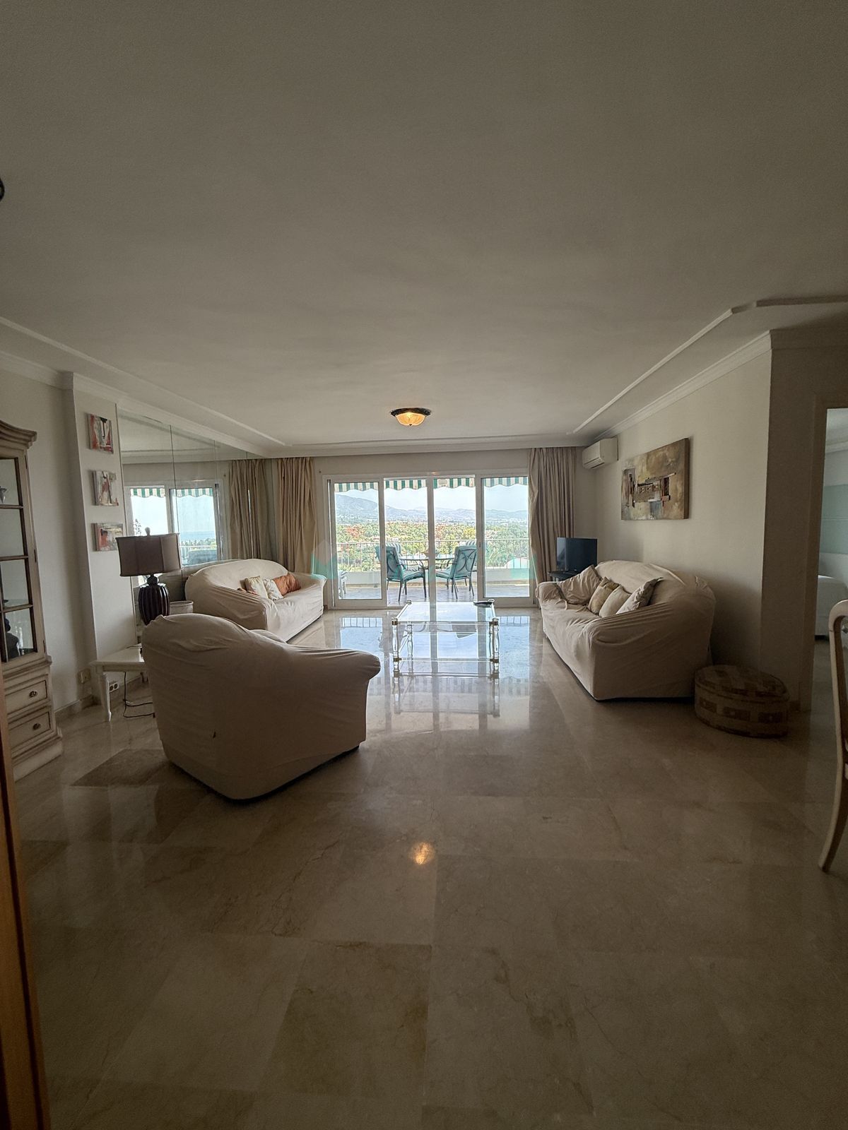 Apartment for rent in Nueva Andalucia