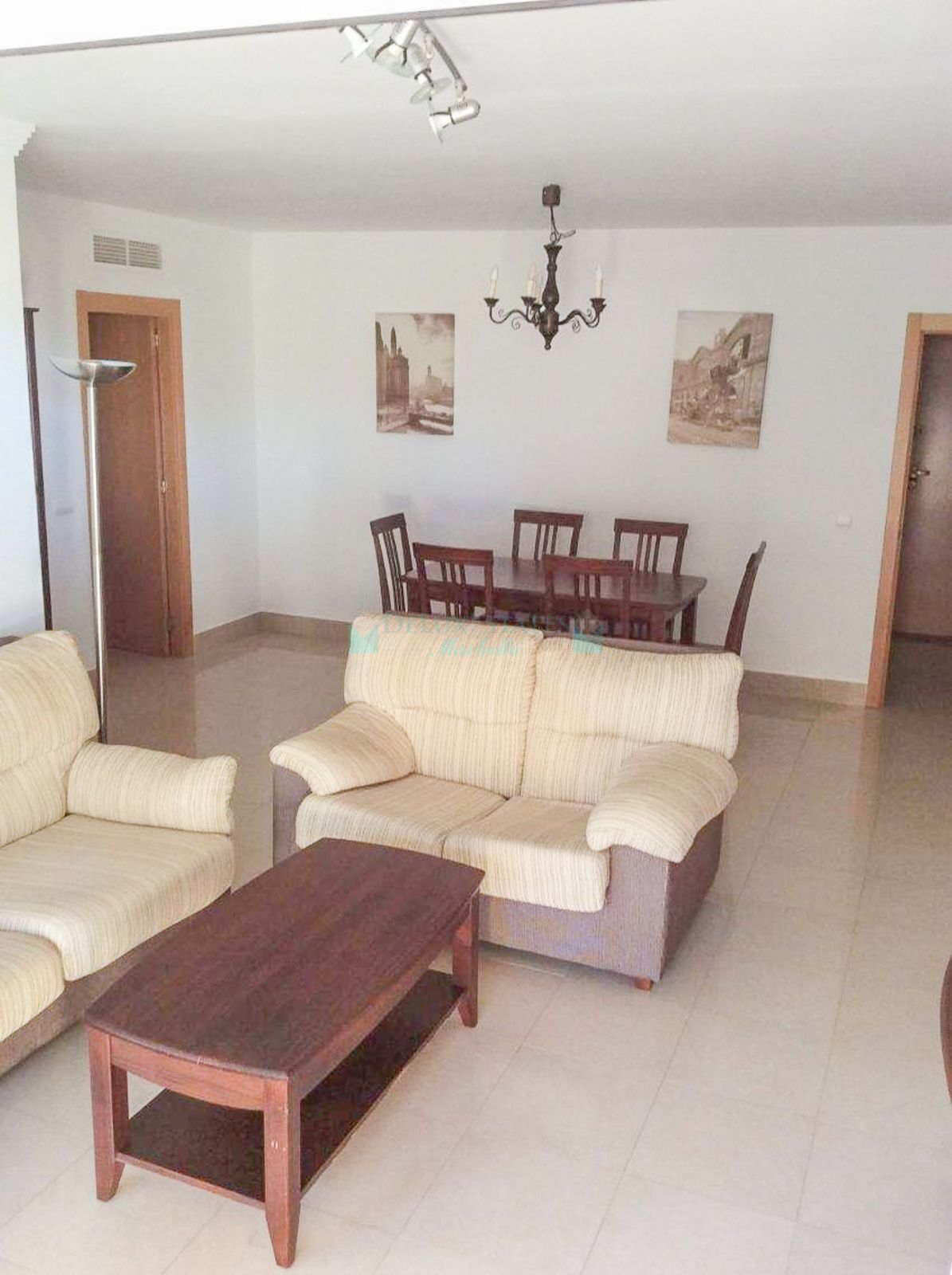 Apartamento en venta en Elviria, Marbella Este