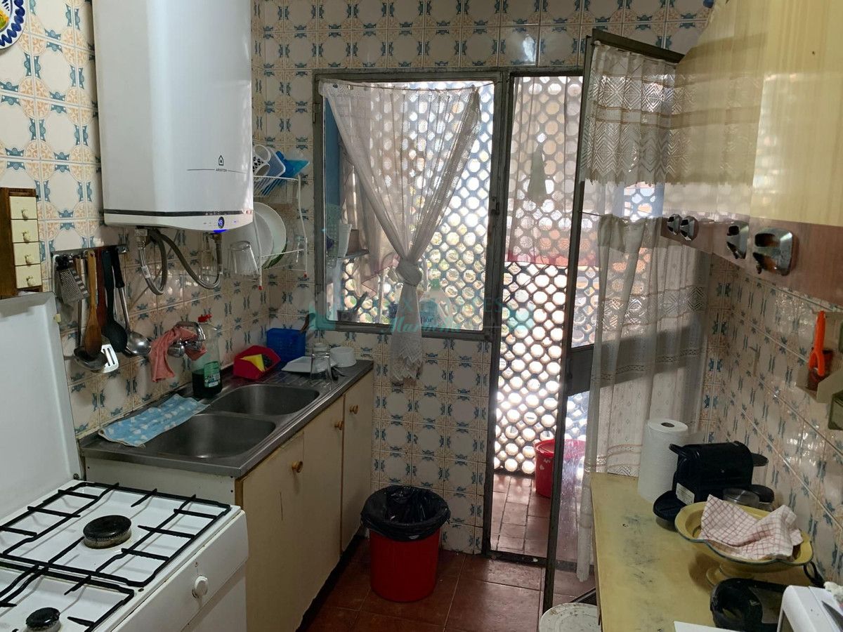 Ground Floor Apartment for sale in Estepona