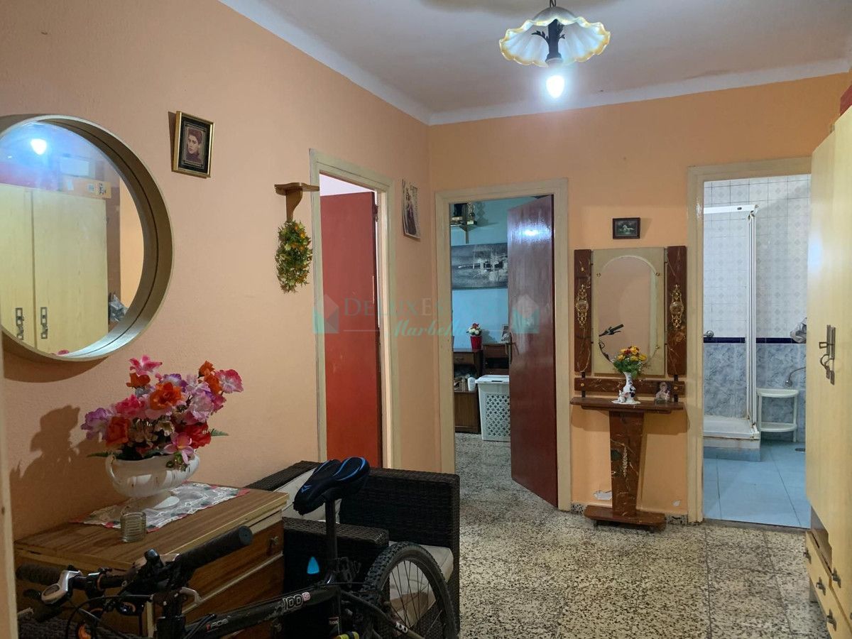 Ground Floor Apartment for sale in Estepona