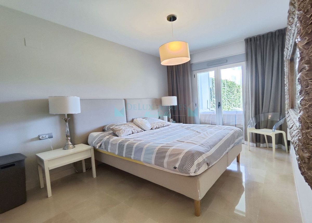 Apartamento Planta Baja en venta en La Mairena, Marbella Este