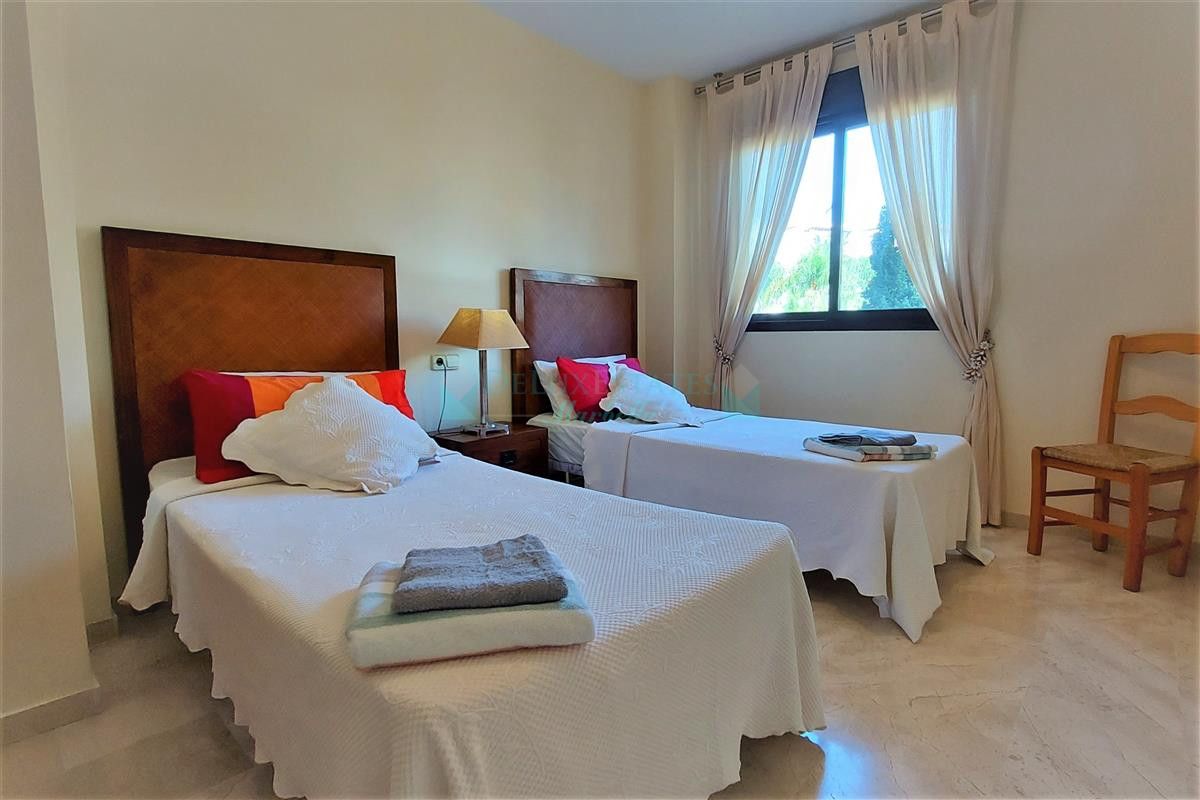 Apartamento en alquiler en Estepona