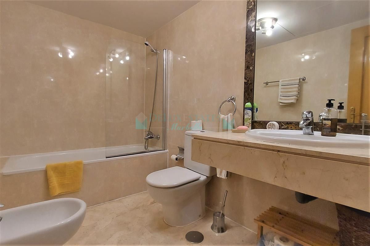 Apartamento en alquiler en Estepona