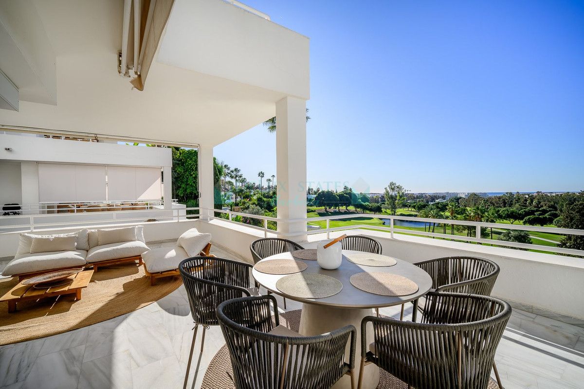 Apartment for sale in Nueva Andalucia