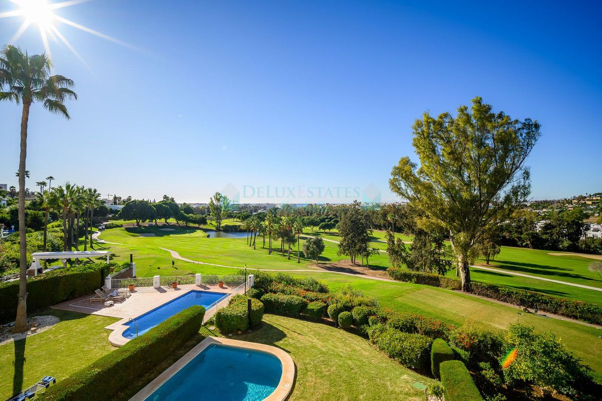 Apartment for sale in Nueva Andalucia