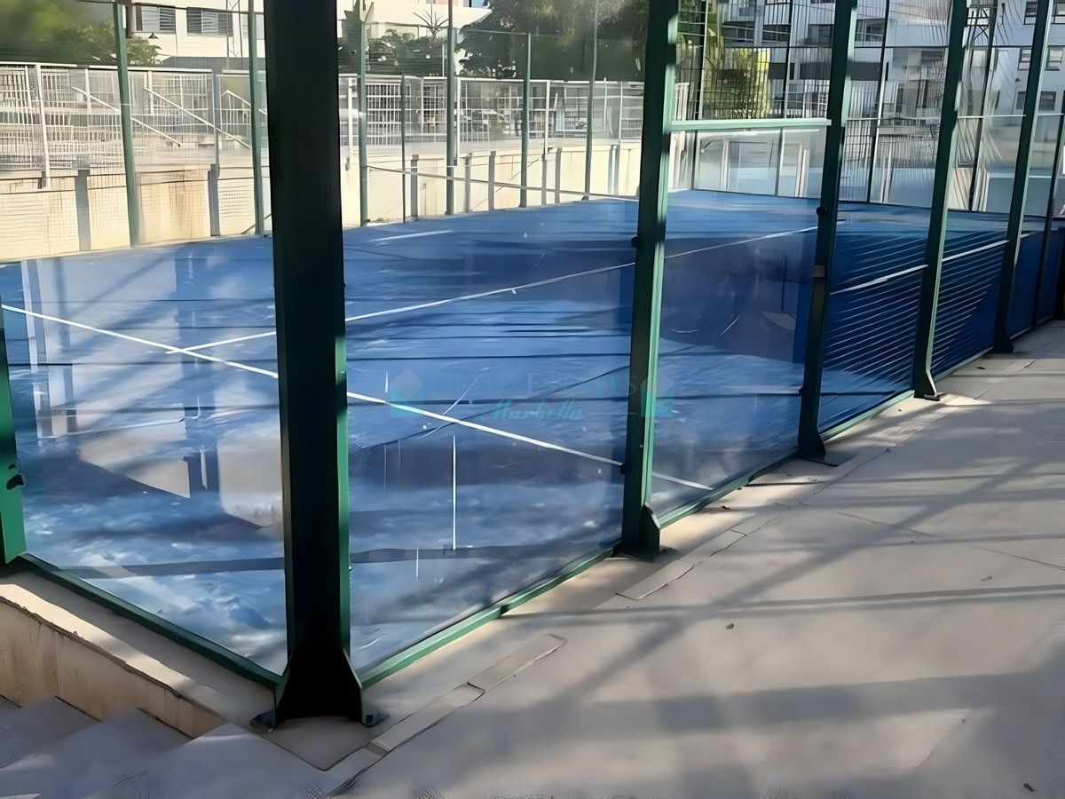 Apartamento en venta en Estepona