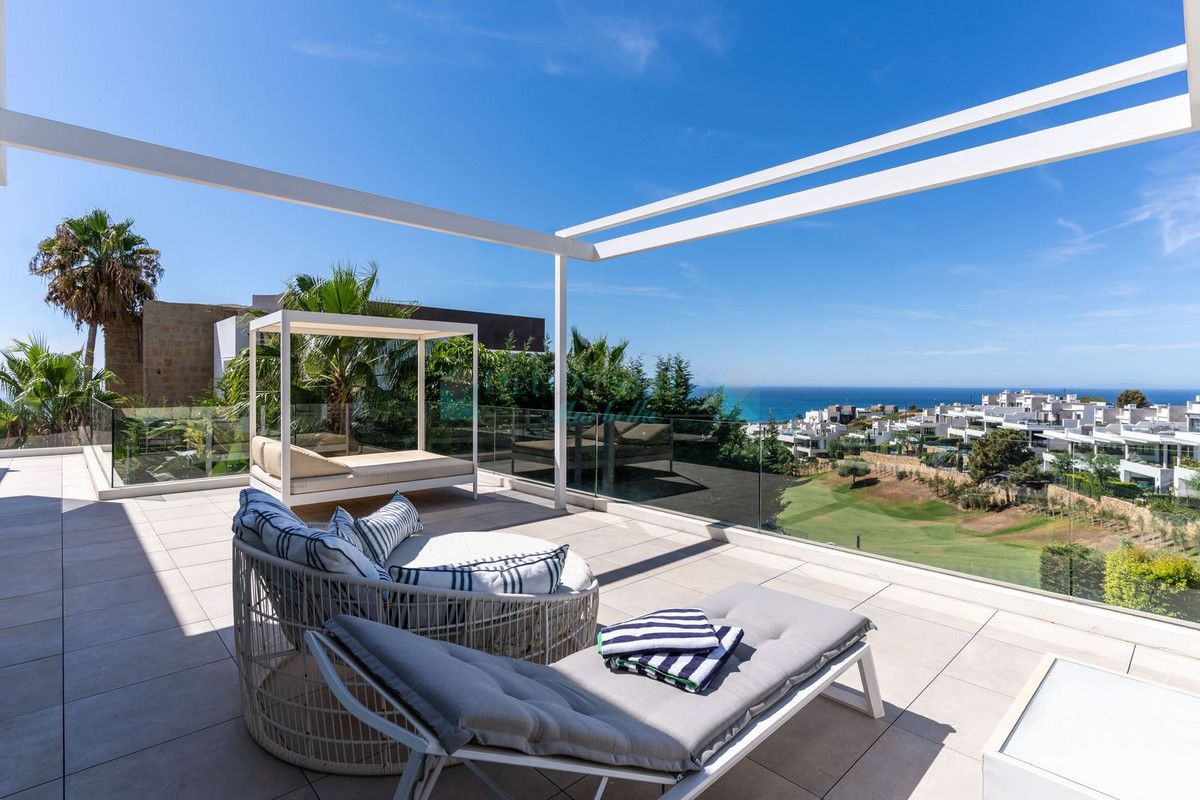 Villa en venta en Cabopino, Marbella Este