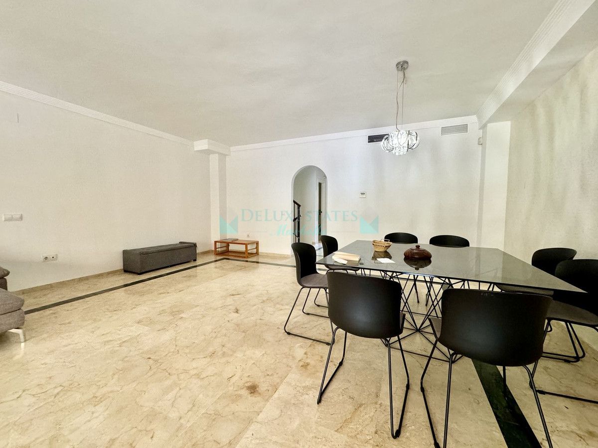 Town House for rent in Nagüeles, Marbella Golden Mile