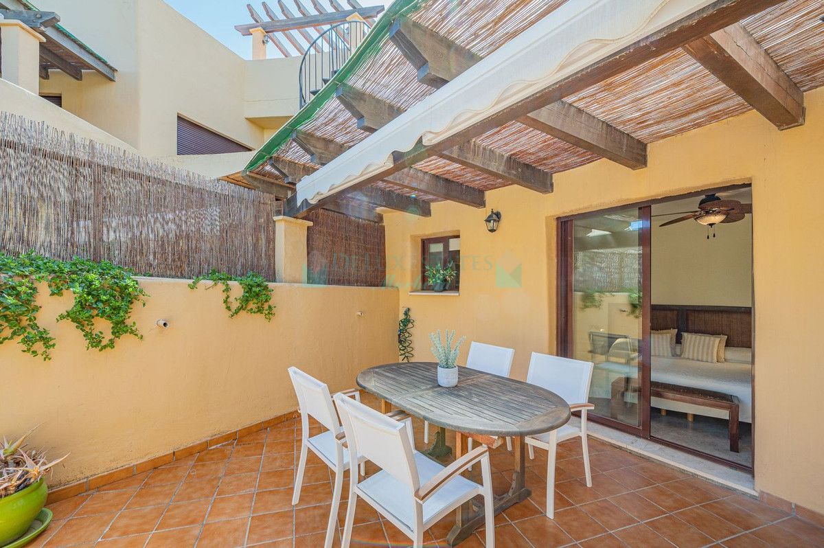 Apartment for sale in Costalita, Estepona