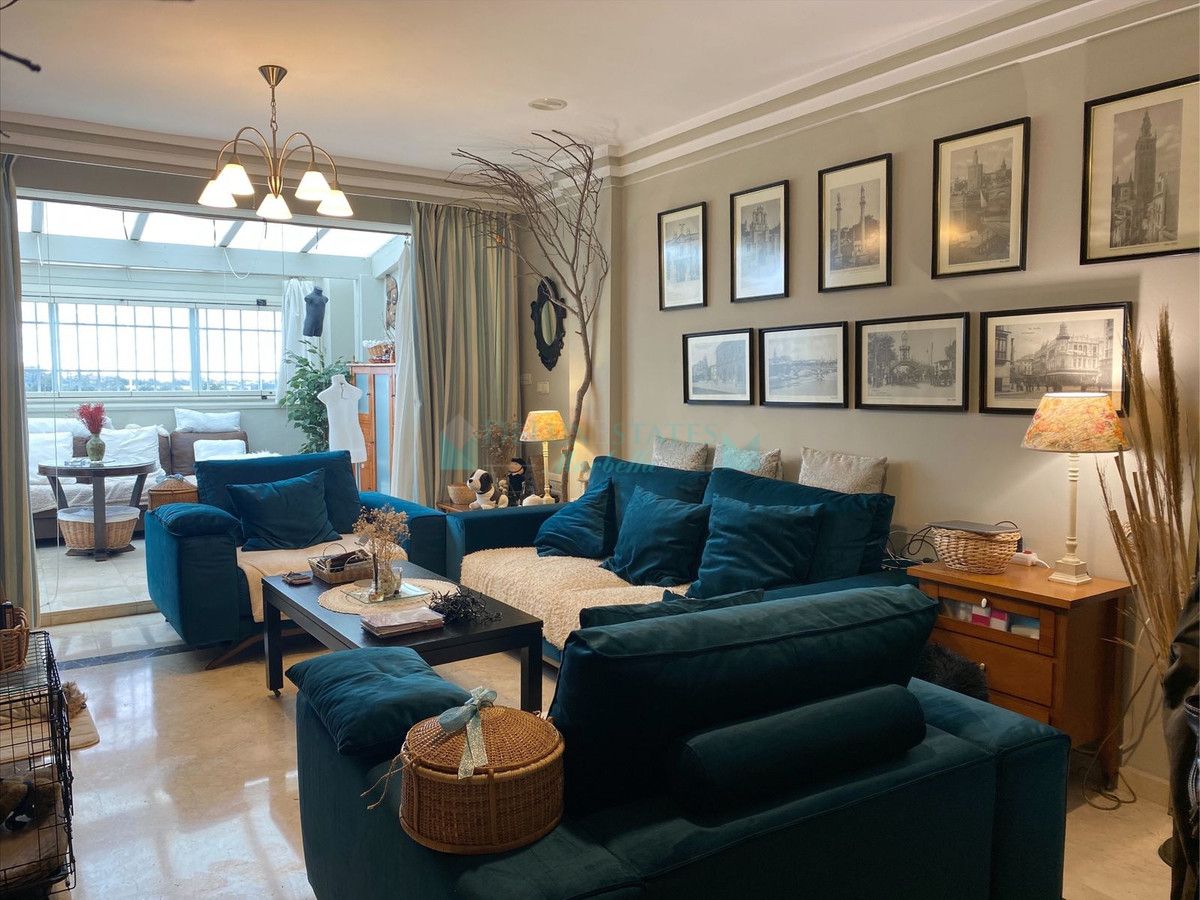 Apartamento en venta en Rio Real, Marbella Este