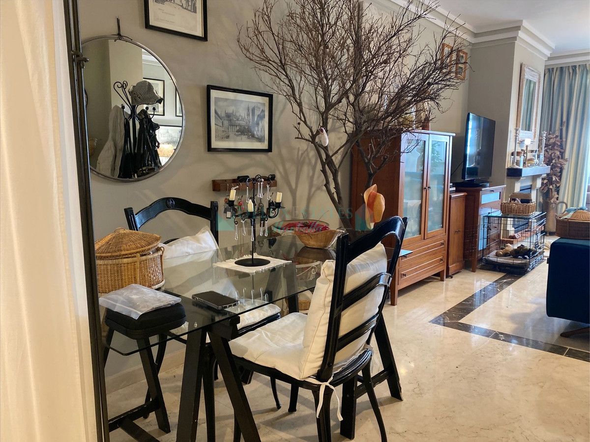 Apartamento en venta en Rio Real, Marbella Este