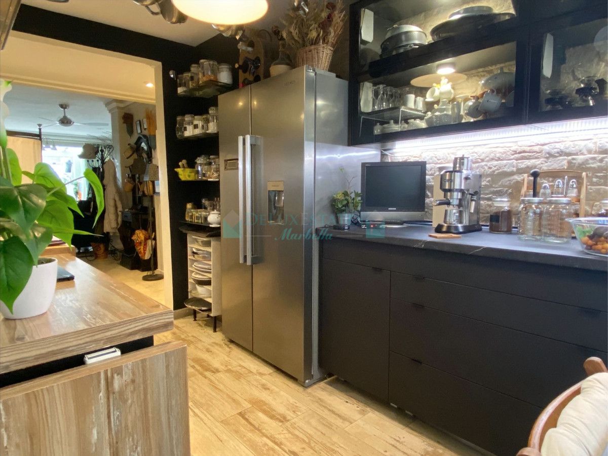 Apartamento en venta en Rio Real, Marbella Este