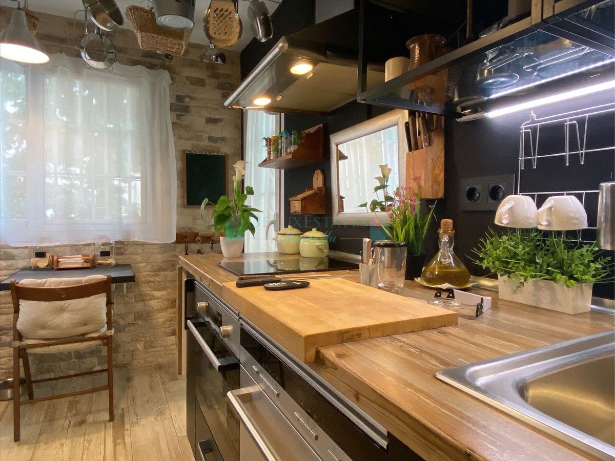 Apartamento en venta en Rio Real, Marbella Este