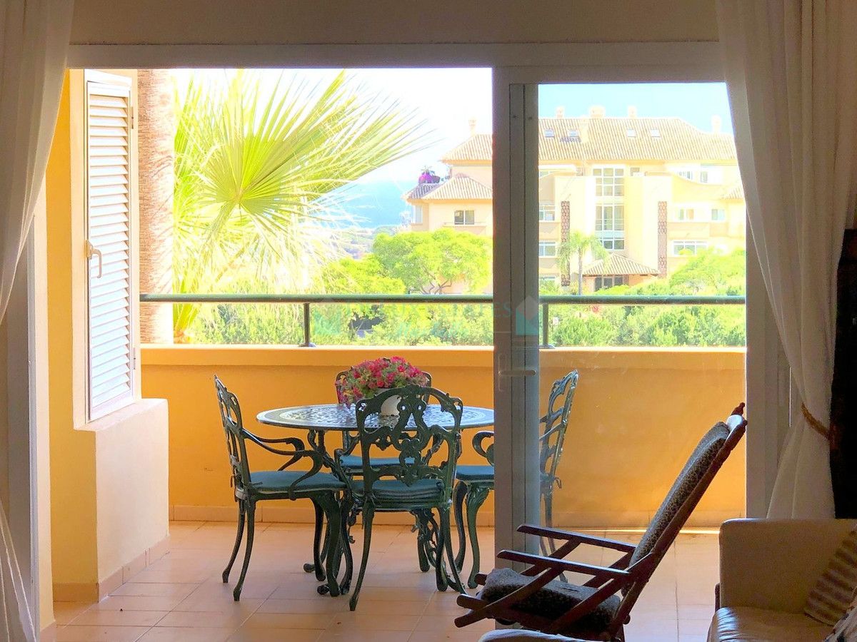 Apartment for sale in Elviria, Marbella East