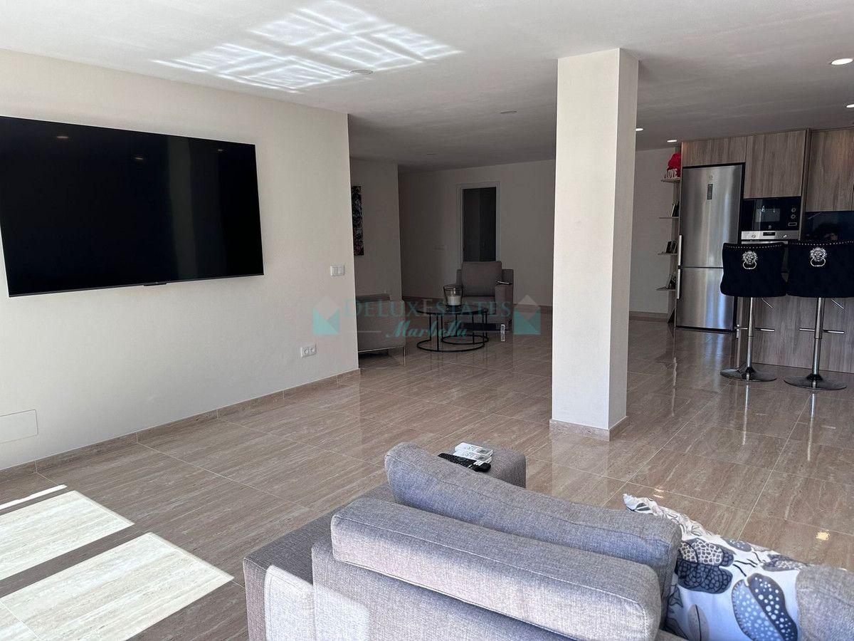 Villa en venta en Nueva Andalucia