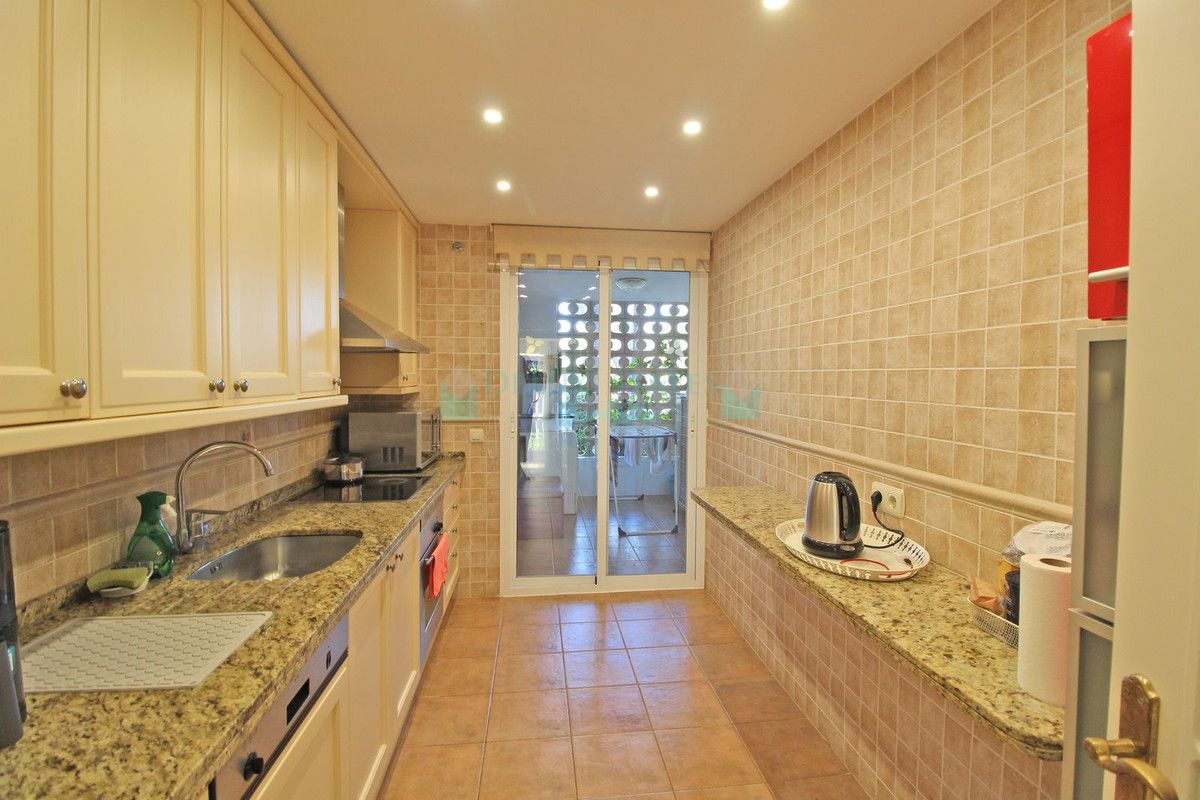 Ground Floor Apartment for sale in Marbella - Puerto Banus