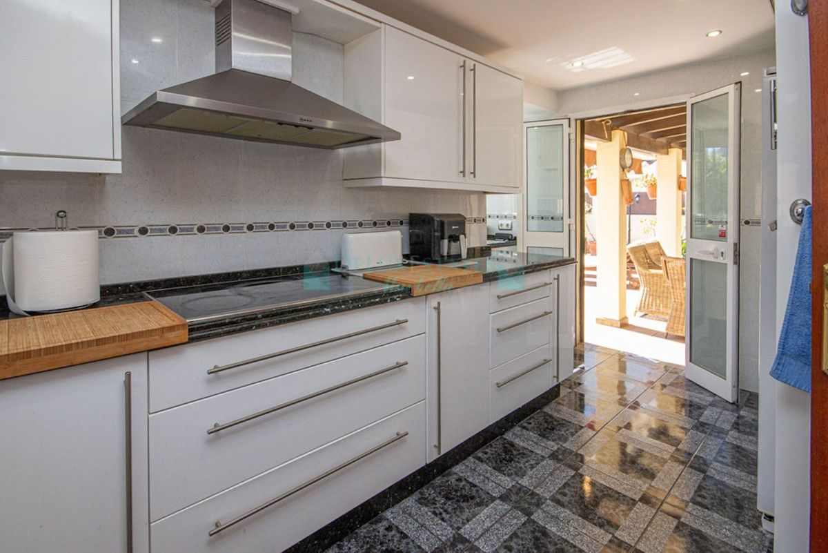 Villa en venta en Marbesa, Marbella Este