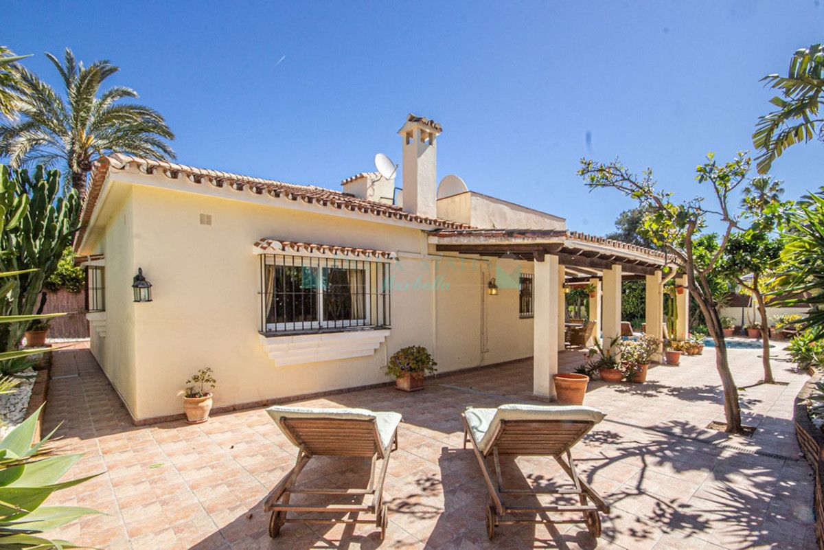 Villa en venta en Marbesa, Marbella Este
