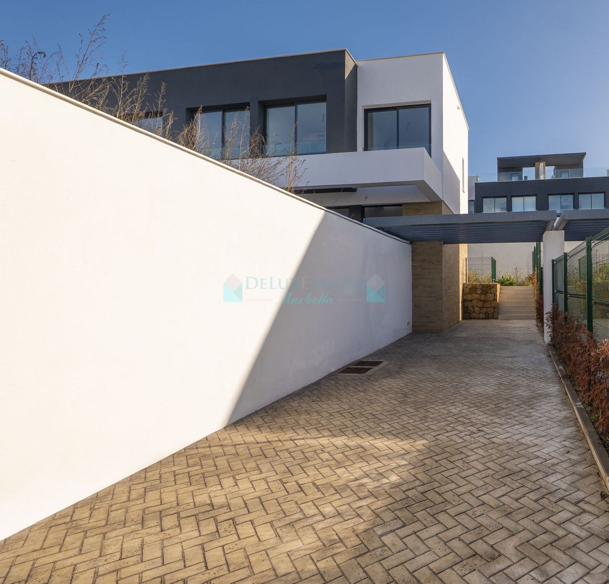 Semi Detached Villa for rent in Estepona