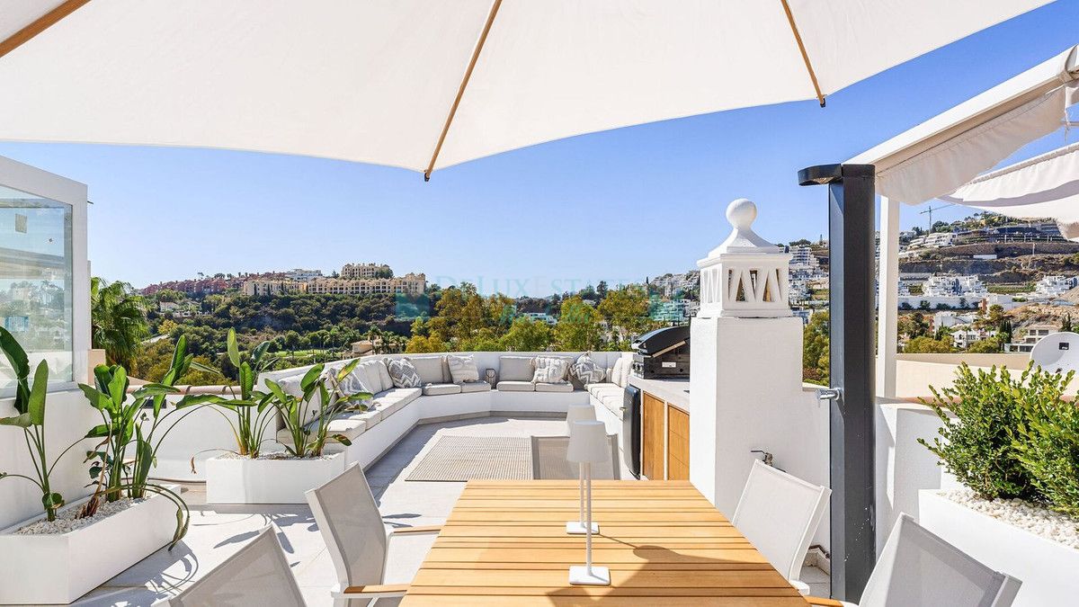 Town House for sale in Benahavis