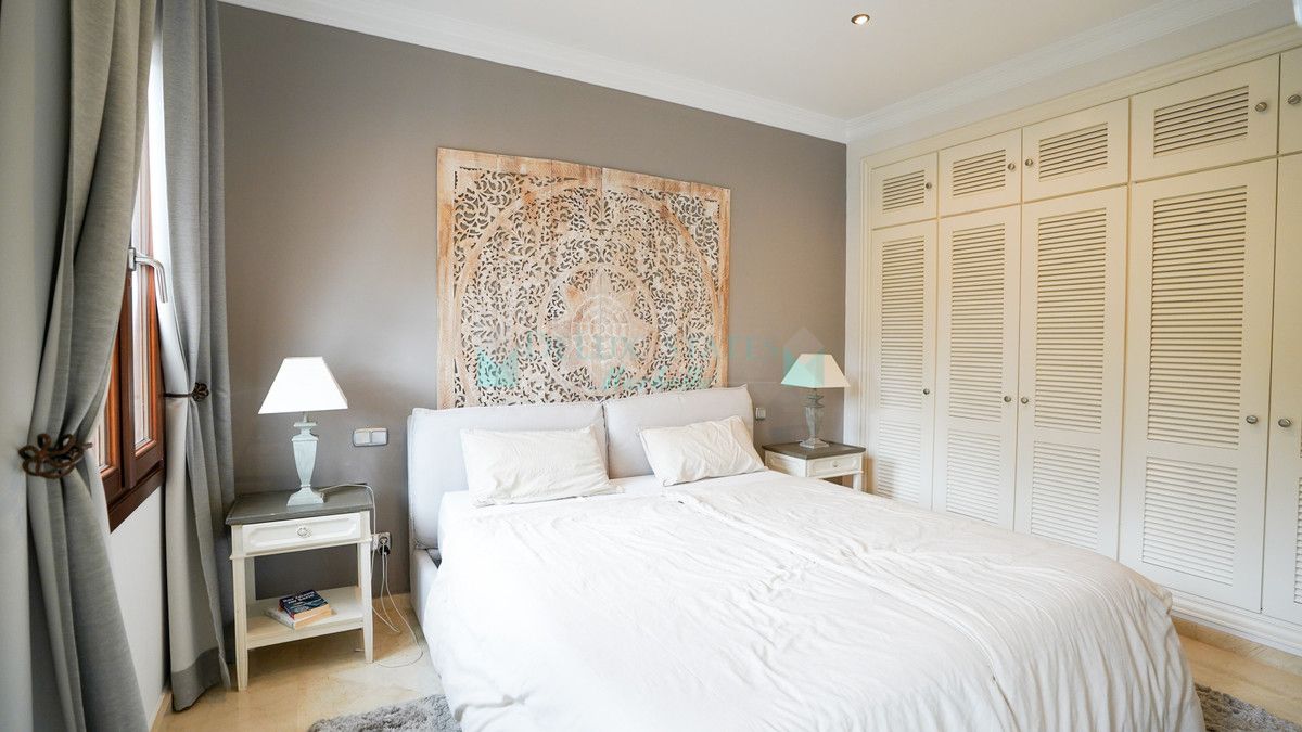 Villa for rent in El Madroñal, Benahavis
