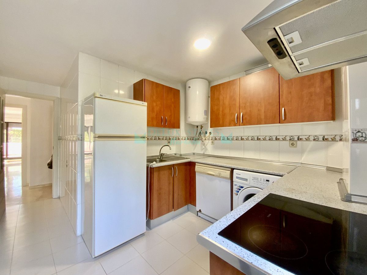 Apartamento Planta Baja en venta en Costalita, Estepona