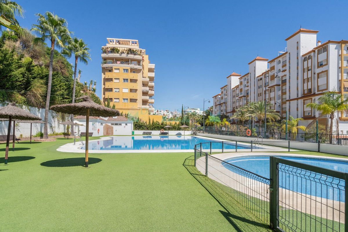 Apartment for sale in Estepona